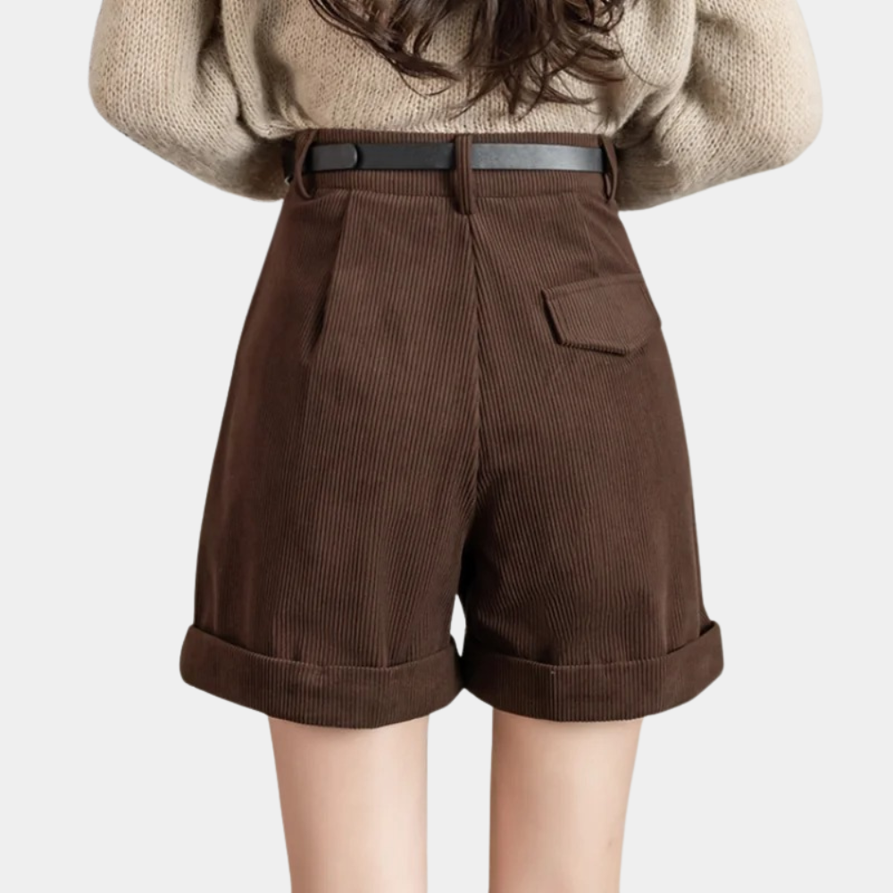 Elmeena - Elegant and comfortable corduroy shorts for women