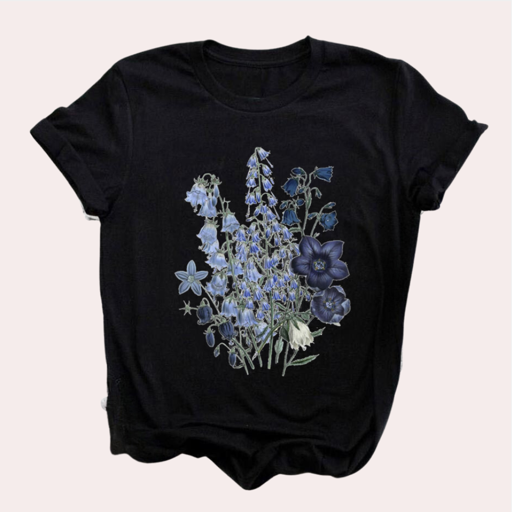 Stylish Mirielle women's T-shirt: elegance with a unique decorative print