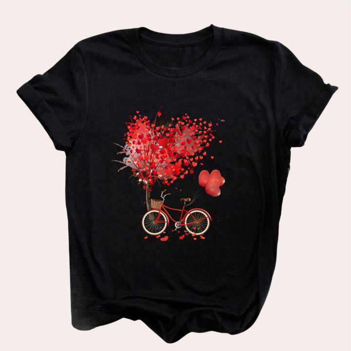 Stylish Mirielle women's T-shirt: elegance with a unique decorative print