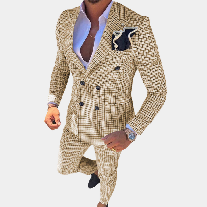 Luxury two-piece men's suit by Quennel - elegance and sophistication guaranteed!