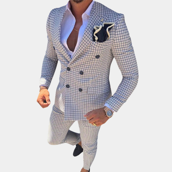 Luxury two-piece men's suit by Quennel - elegance and sophistication guaranteed!