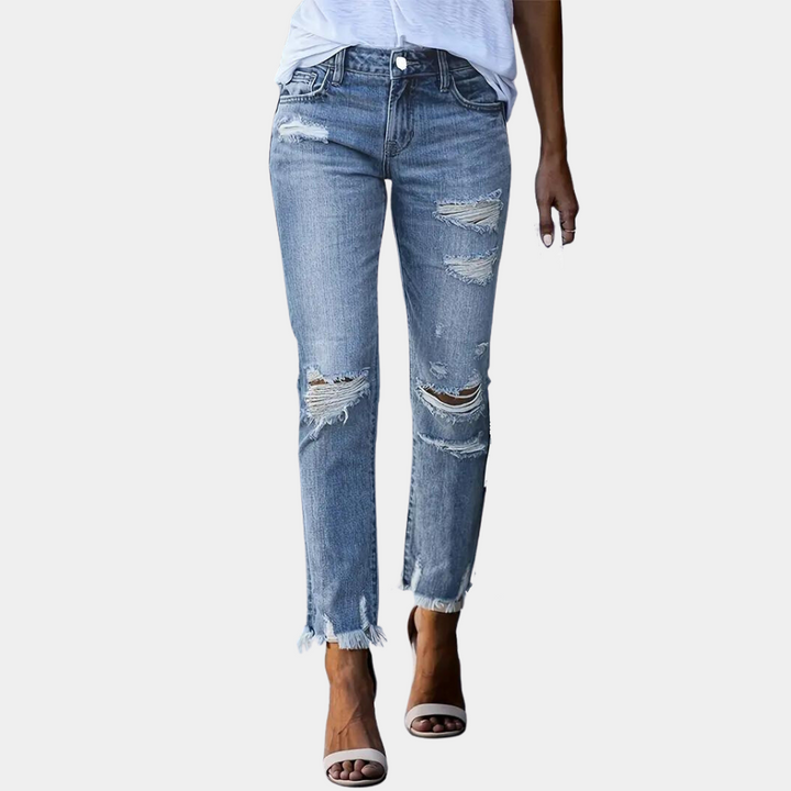 Stylish Aldina women's jeans with rubbed seams for a casual and trendy look