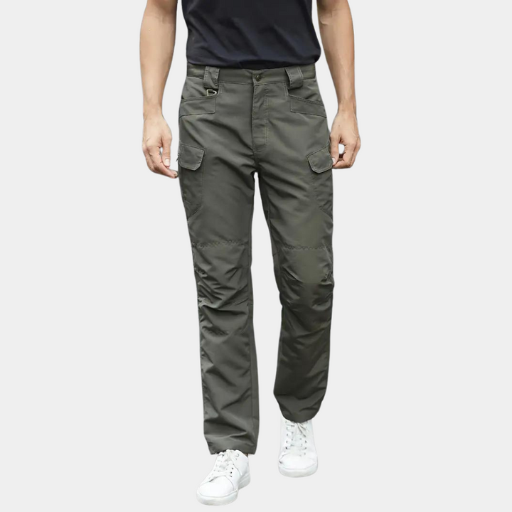 Faro - Stylish men's cargo trousers in an elegant edition