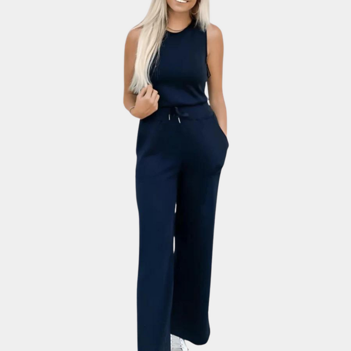 Daliah - A stylish two-piece set for women, combining elegance with comfort