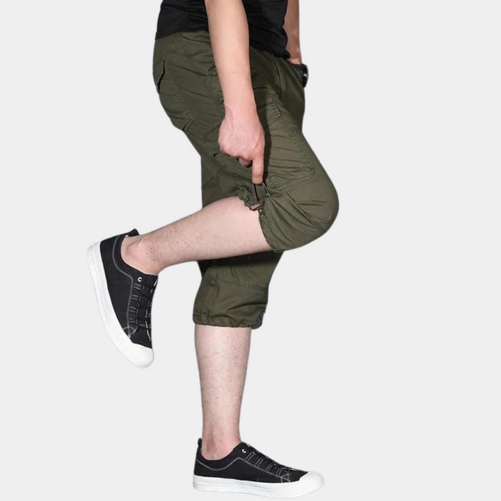 Men's stylish Enzio three-quarter length cargo trousers - everyday elegance!