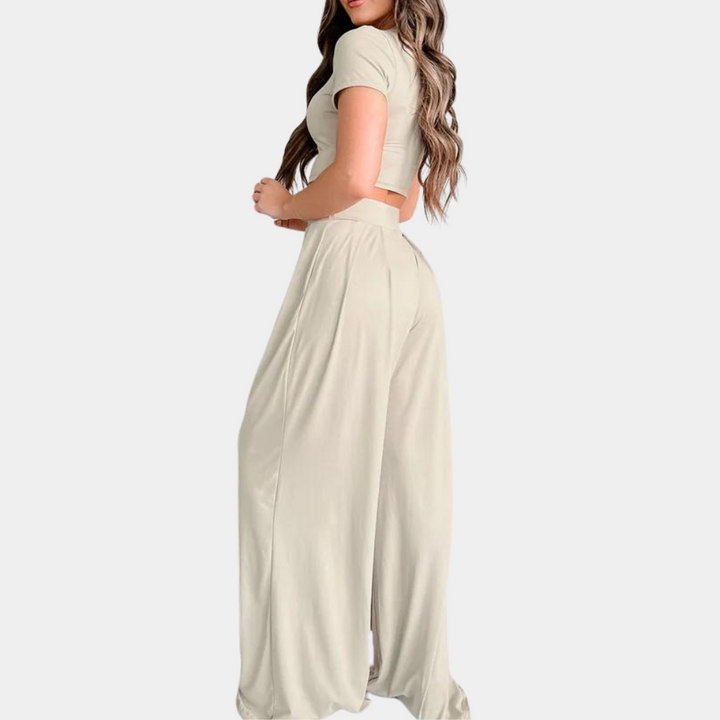 Avena - A luxurious and comfortable two-piece set for women with elegant style