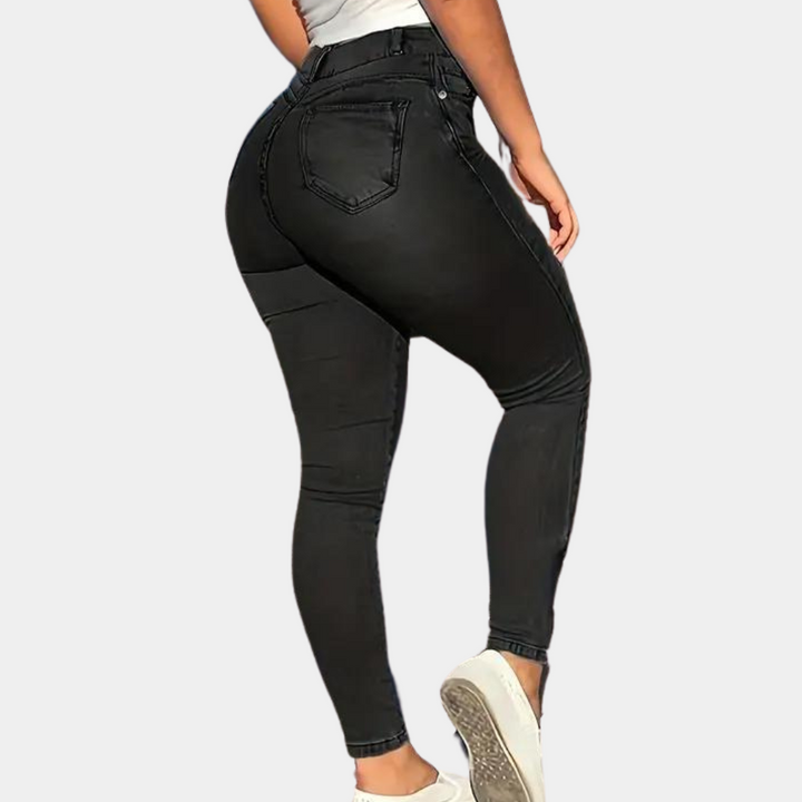 Irka - Elegant and comfortable skinny jeans for modern women