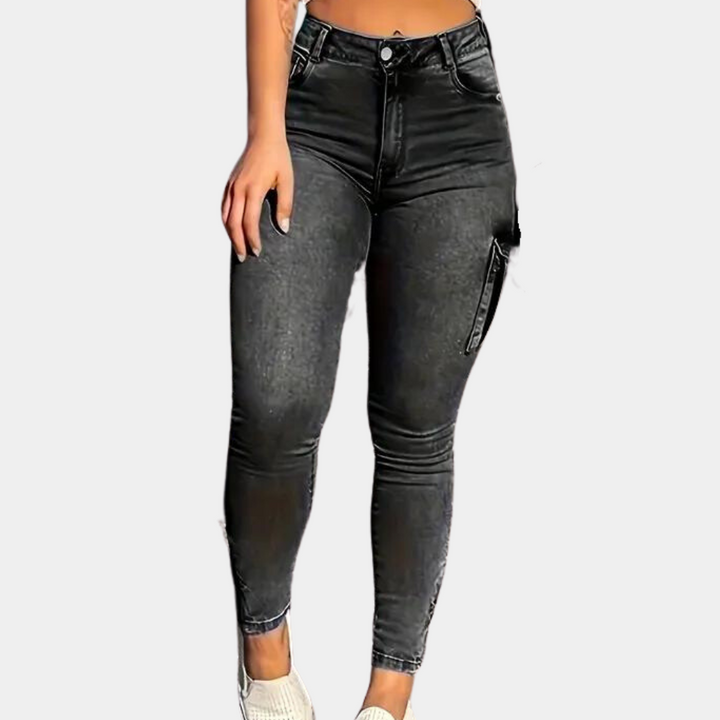 Irka - Elegant and comfortable skinny jeans for modern women