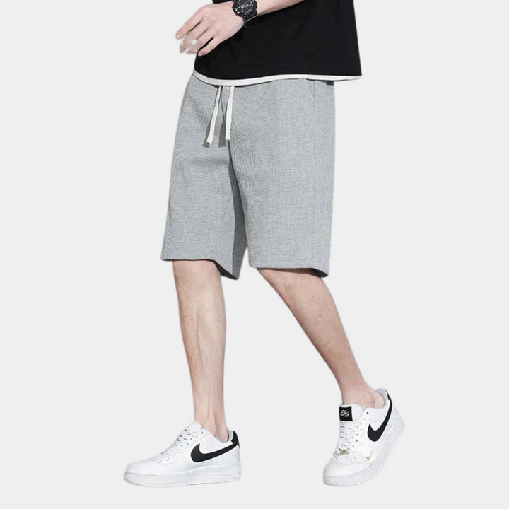 Super comfortable, breathable men's shorts for excellent freedom of movement