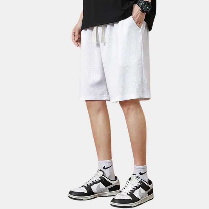 Super comfortable, breathable men's shorts for excellent freedom of movement