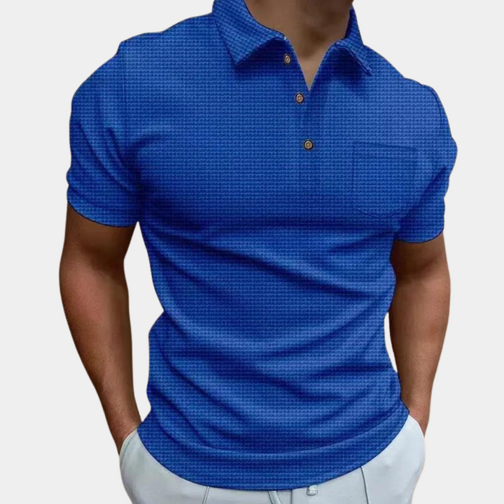 A stylish men's short-sleeved shirt - the perfect choice for everyday looks!