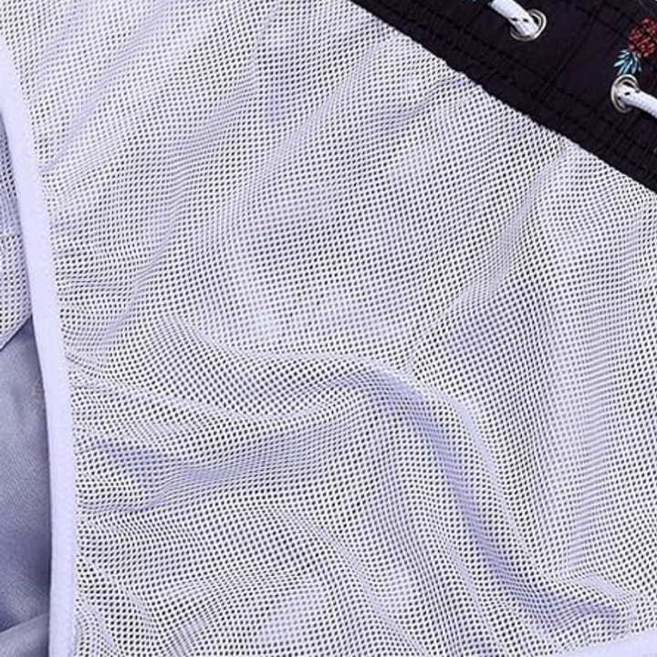 Stylish swim shorts for men: bring elegance to your holiday adventures!