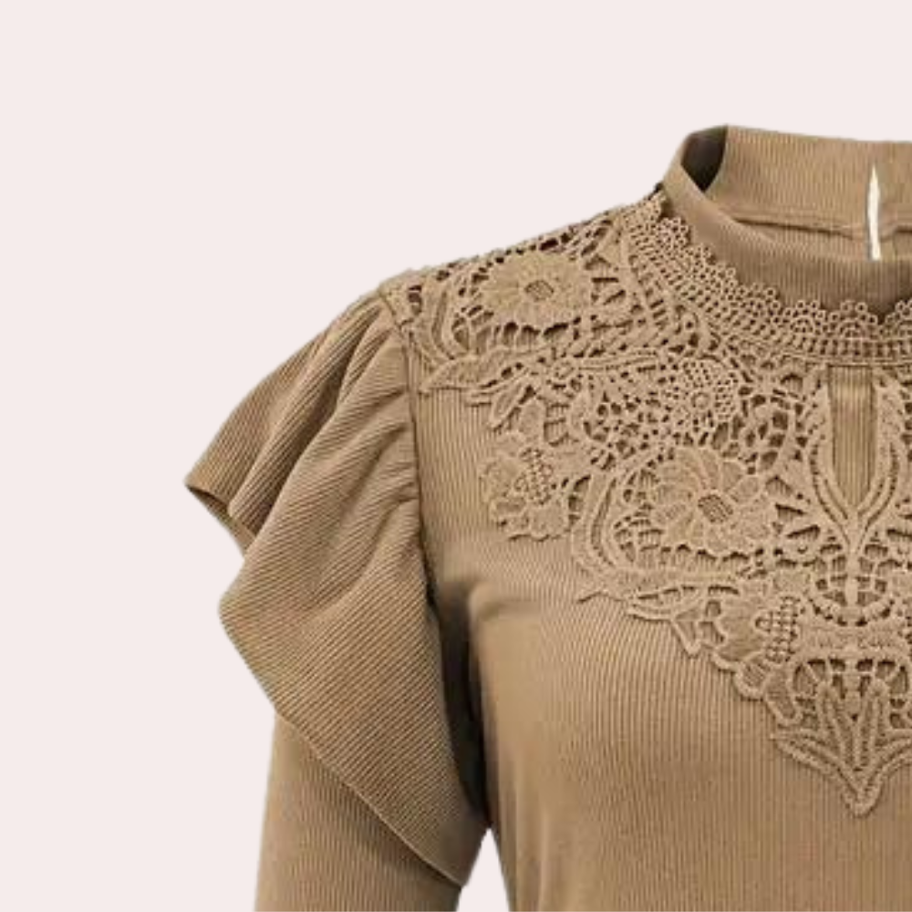 Stylish, long-sleeved women's shirt in an elegant design