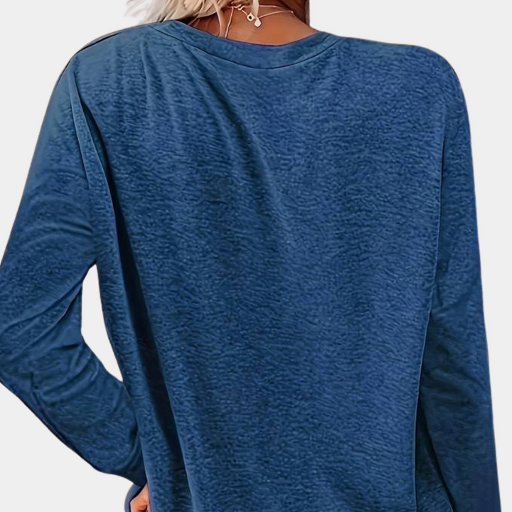 A stylish and comfortable women's T-shirt to enhance your fashionable look!