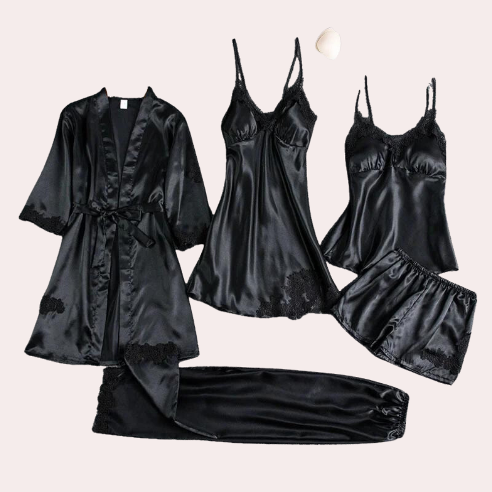 Luxury women's pyjamas for a night full of softness and elegance