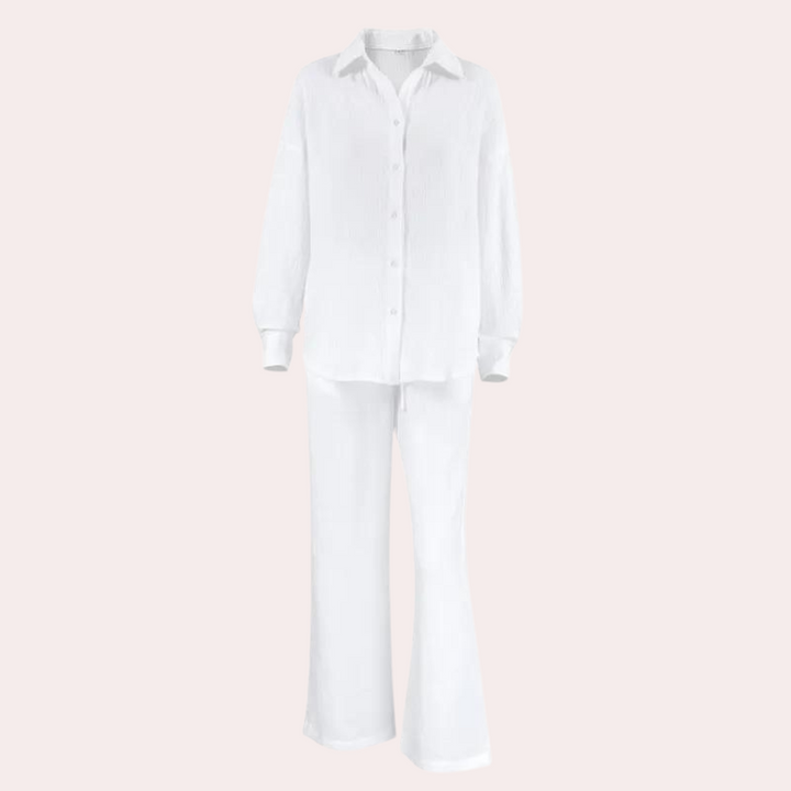 Stylish oversize outfit for women: the perfect choice for a trendy and comfortable look!