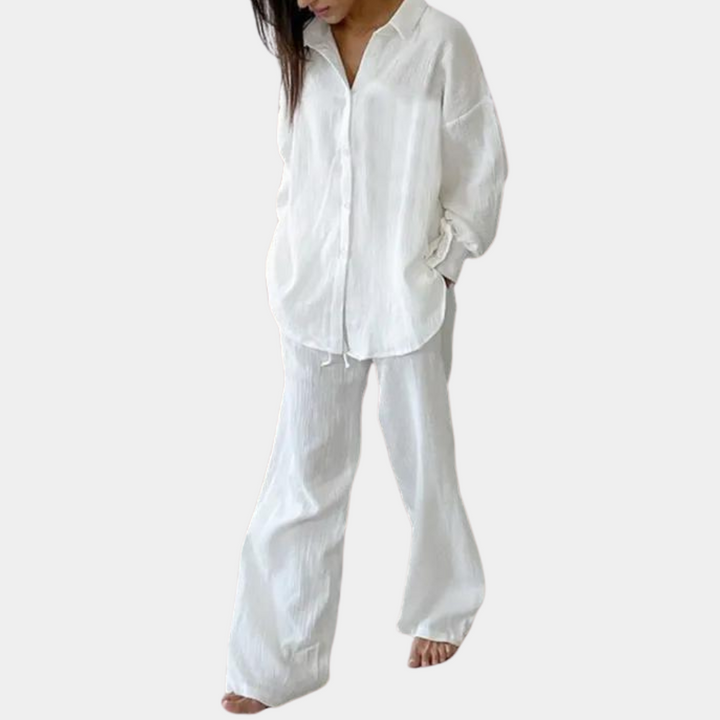 Stylish oversize outfit for women: the perfect choice for a trendy and comfortable look!