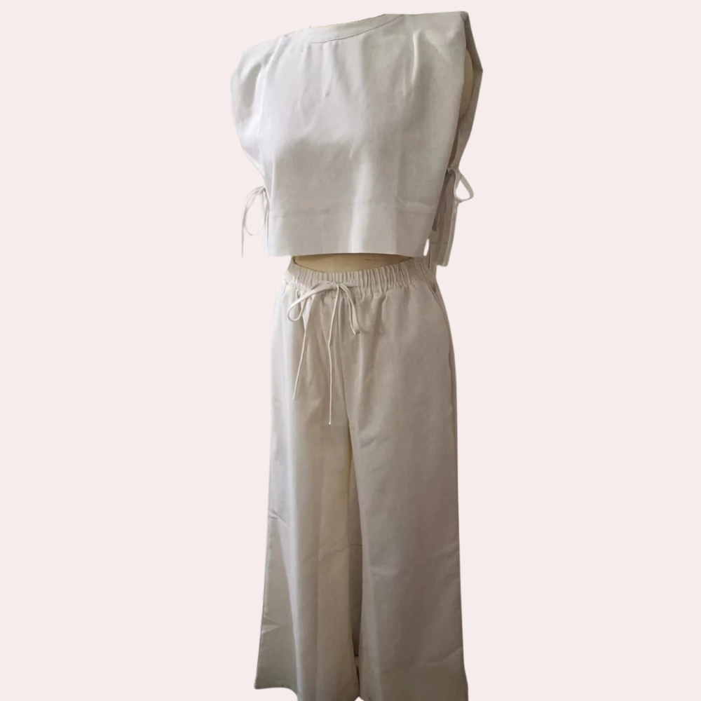 Stylish women's 2-piece set - a must-have for an elegant casual look!