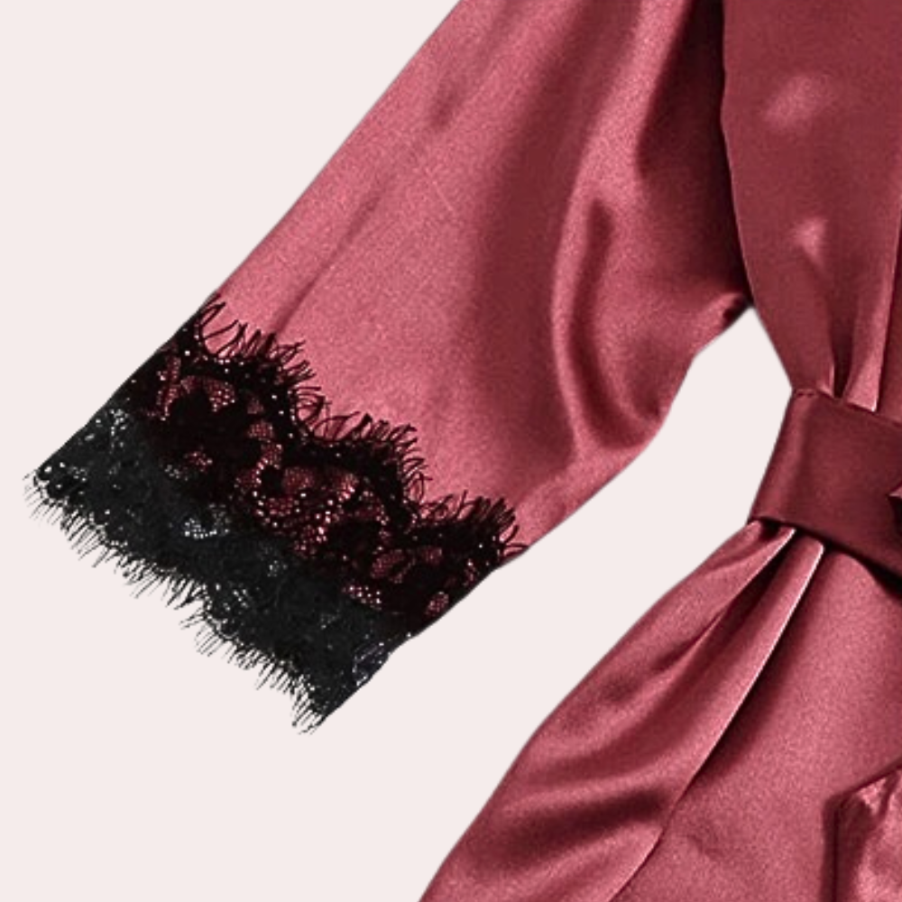 Phenomenal 4-piece nightwear set for women - created for elegance and sleeping comfort.