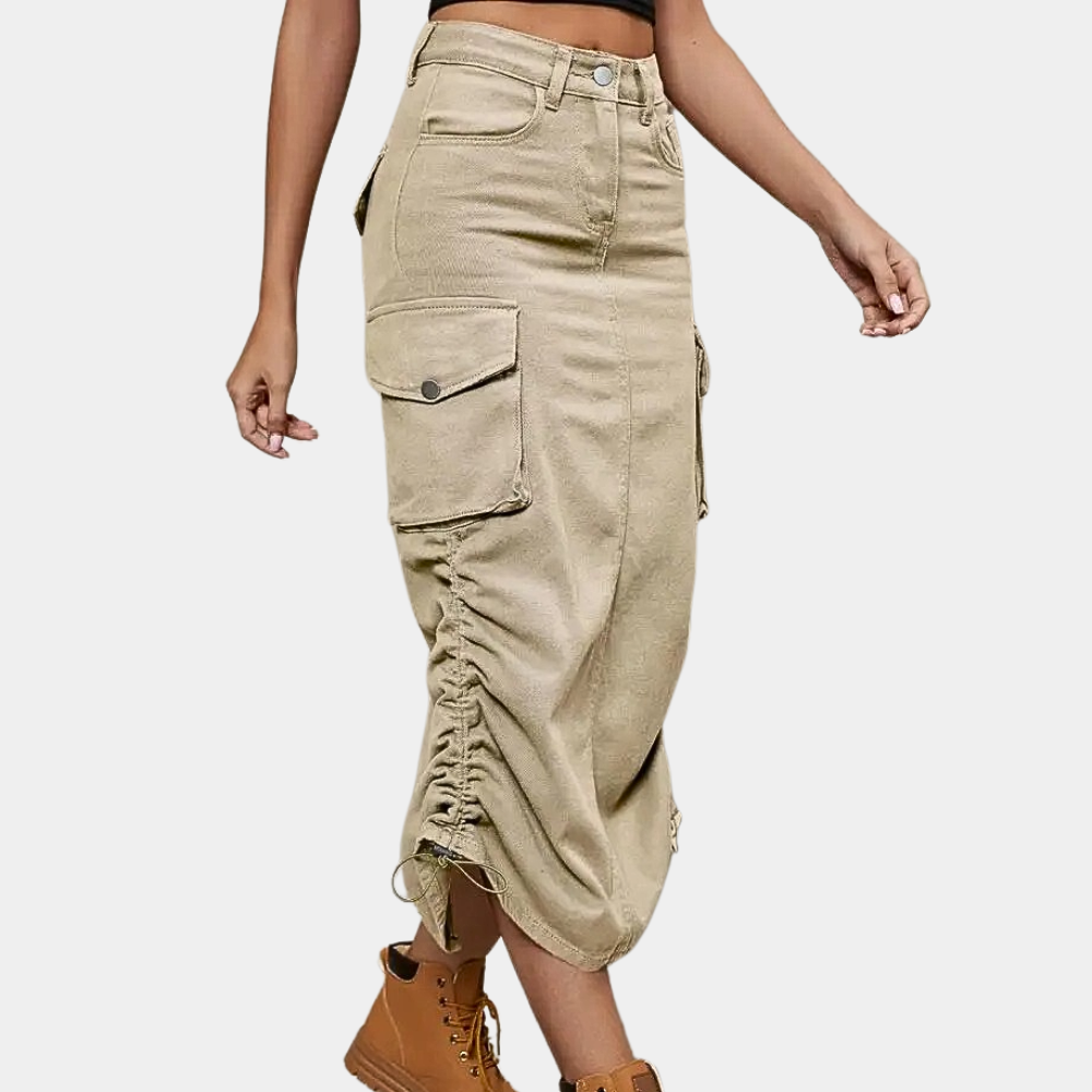 Elegant cargo skirt for women - the perfect choice for a stylish look!