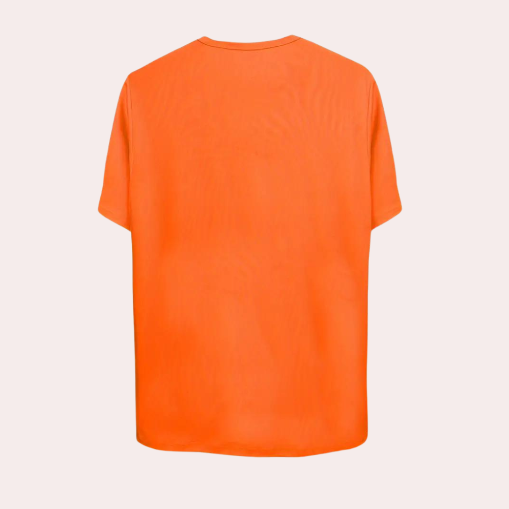 A striking bright orange T-shirt that catches the eye!