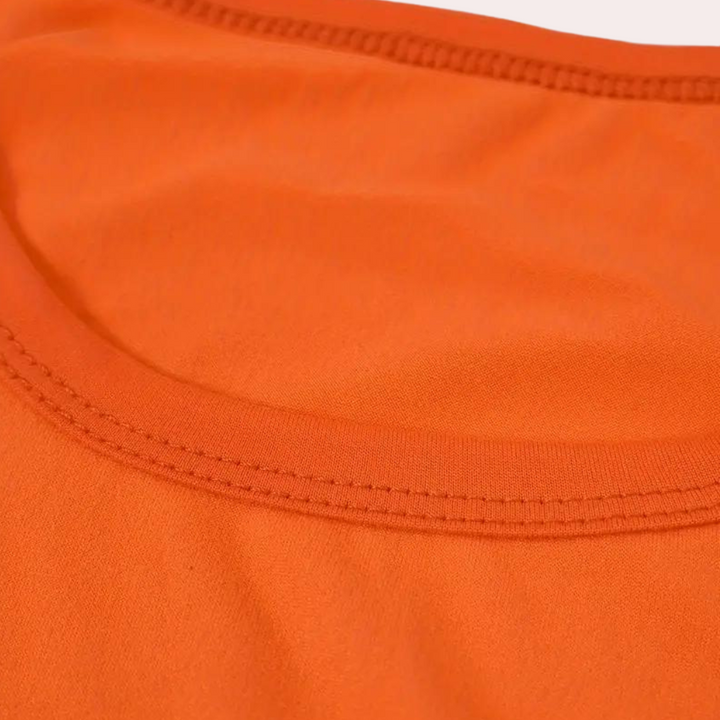 A striking bright orange T-shirt that catches the eye!