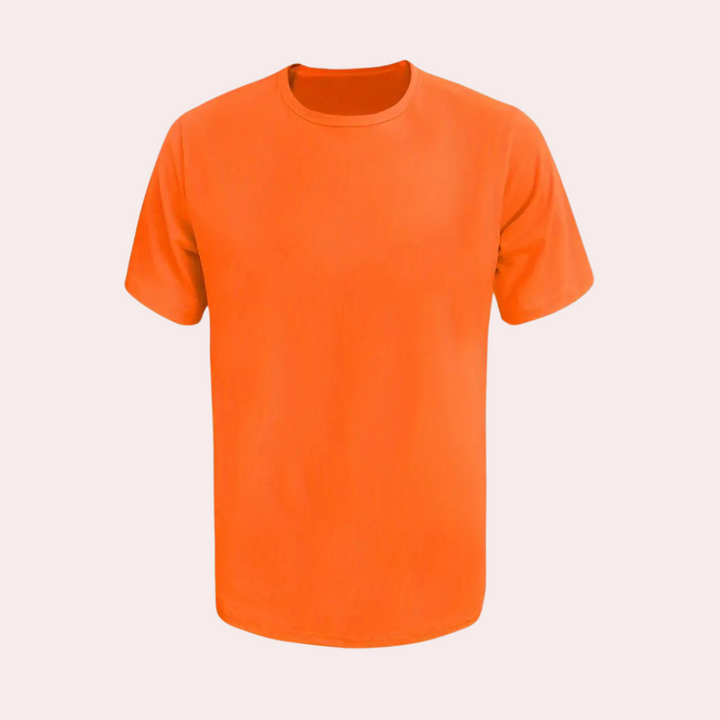 A striking bright orange T-shirt that catches the eye!