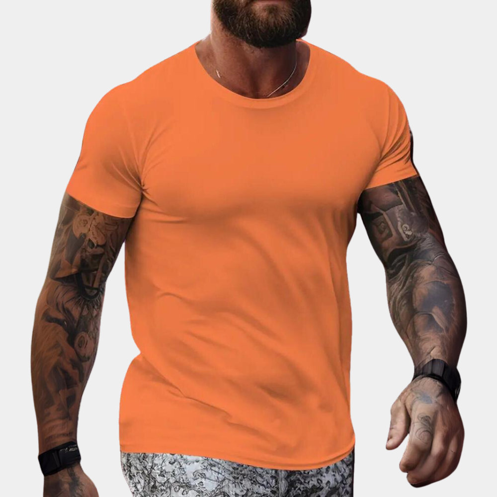 Stylish men's short-sleeved T-shirt in orange - perfect for any occasion!