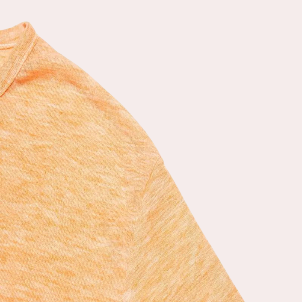 Fashionable men's round neck T-shirt in an energetic orange shade