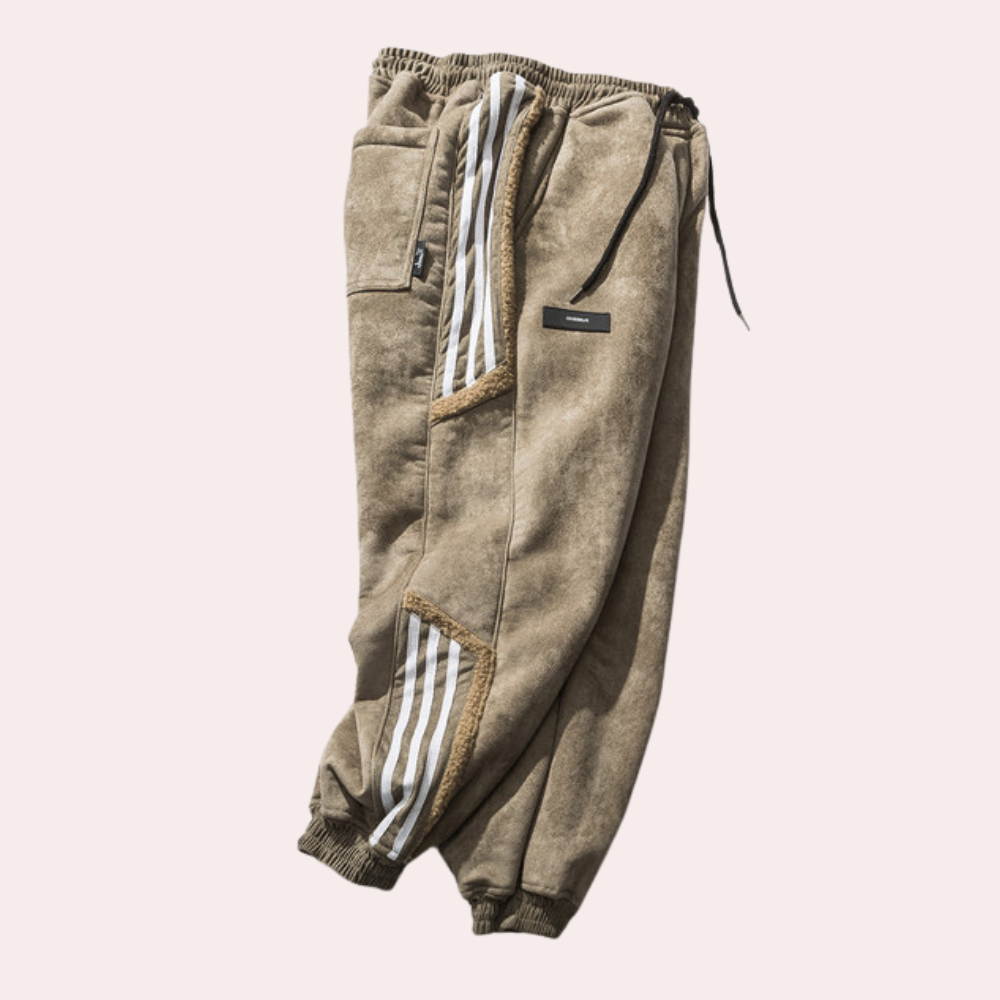 Stylish men's running trousers that combine elegance with unparalleled comfort.