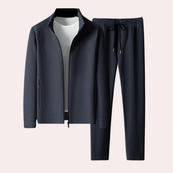 Chic and comfortable sports kit for men