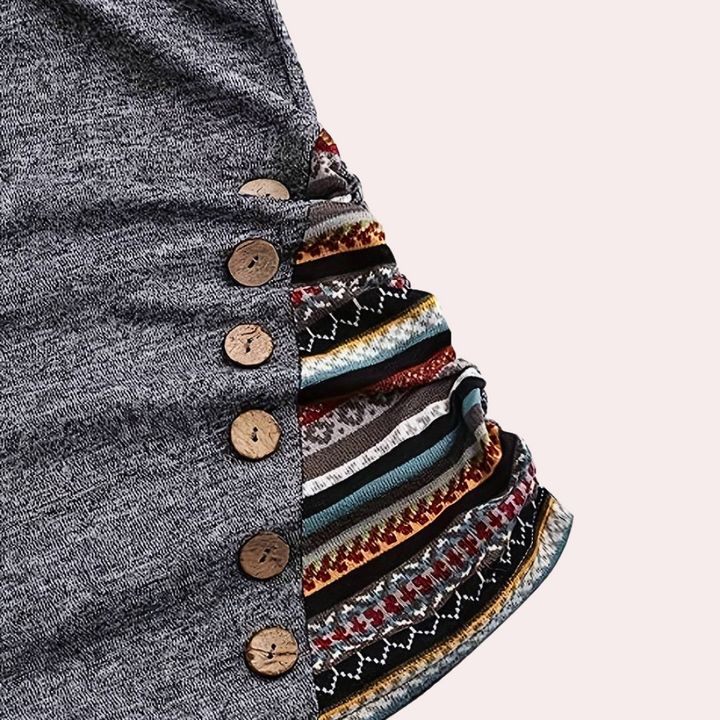 A stylish and comfortable women's sweatshirt that combines elegance with everyday comfort