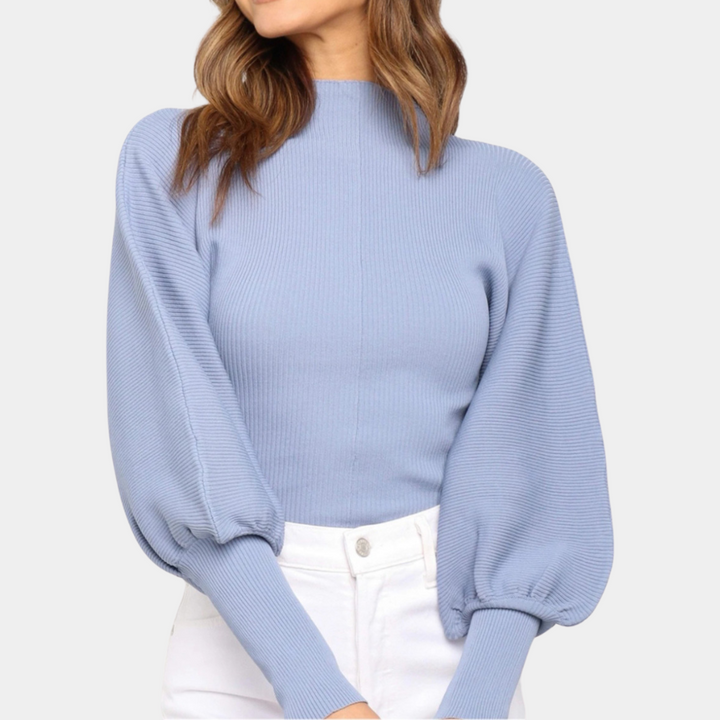 Stylish long-sleeved jumper for women, perfect for an elegant and sophisticated look