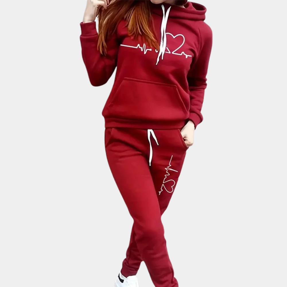 Elegant and on-trend hooded set for women