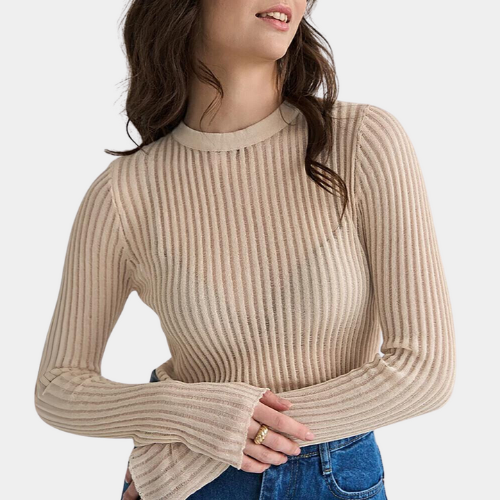 Stylish long sleeves for elegant women