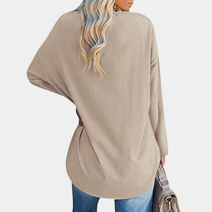 A stylish and comfortable women's jumper perfect for any occasion!