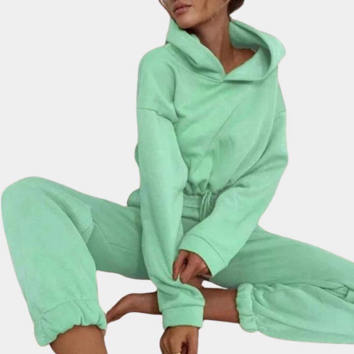 Elegant and comfortable jumpers for women
