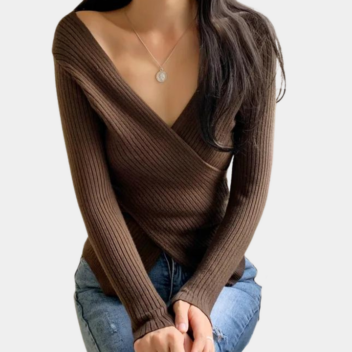 Ava - Elegant and fashionable women's jumper that will add to your extraordinary style