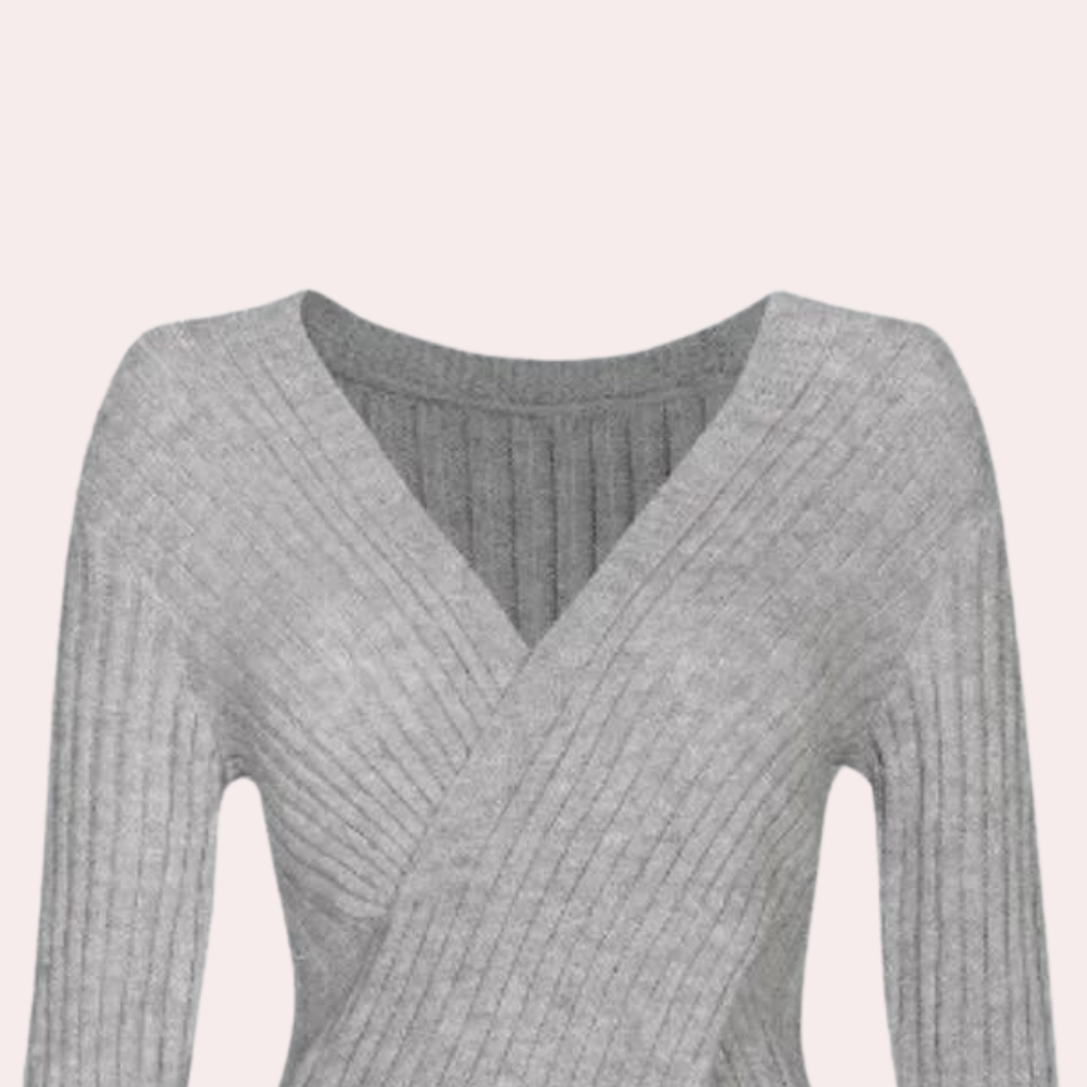 Ava - Elegant and fashionable women's jumper that will add to your extraordinary style