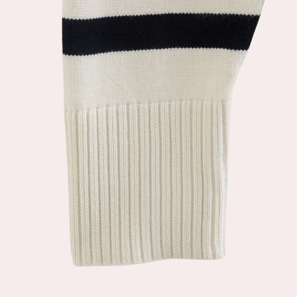 Women's stylish and comfortable oversize jumper - Aaliyah