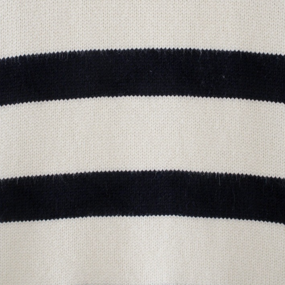 Women's stylish and comfortable oversize jumper - Aaliyah