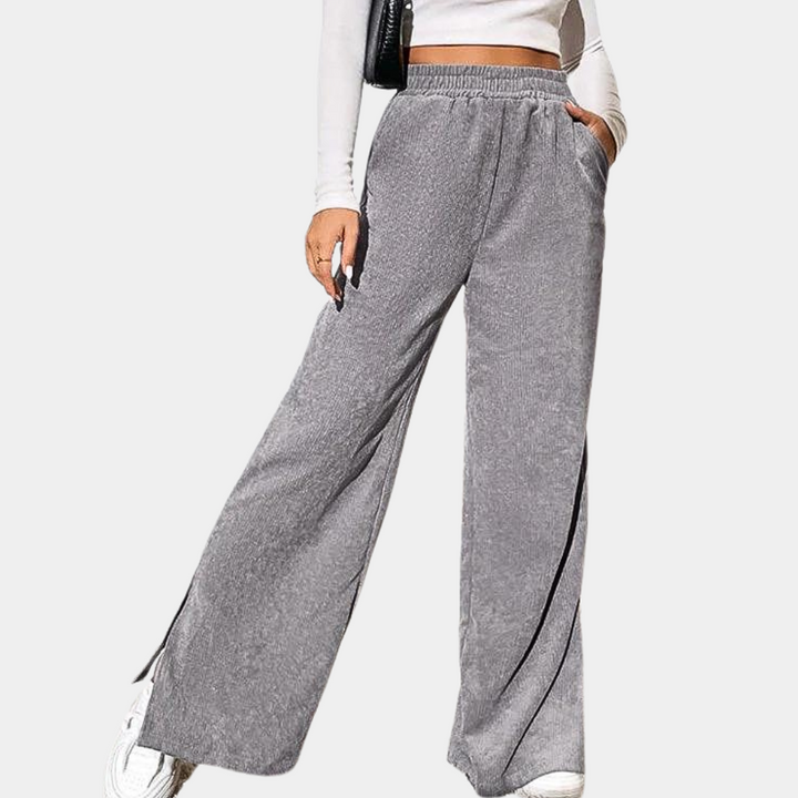 Daria - Elegant and comfortable corduroy trousers for women