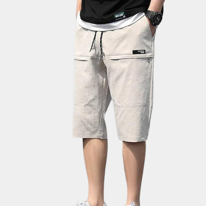 Versatile and stylish Alexander men's cargo shorts - the perfect choice for any occasion!