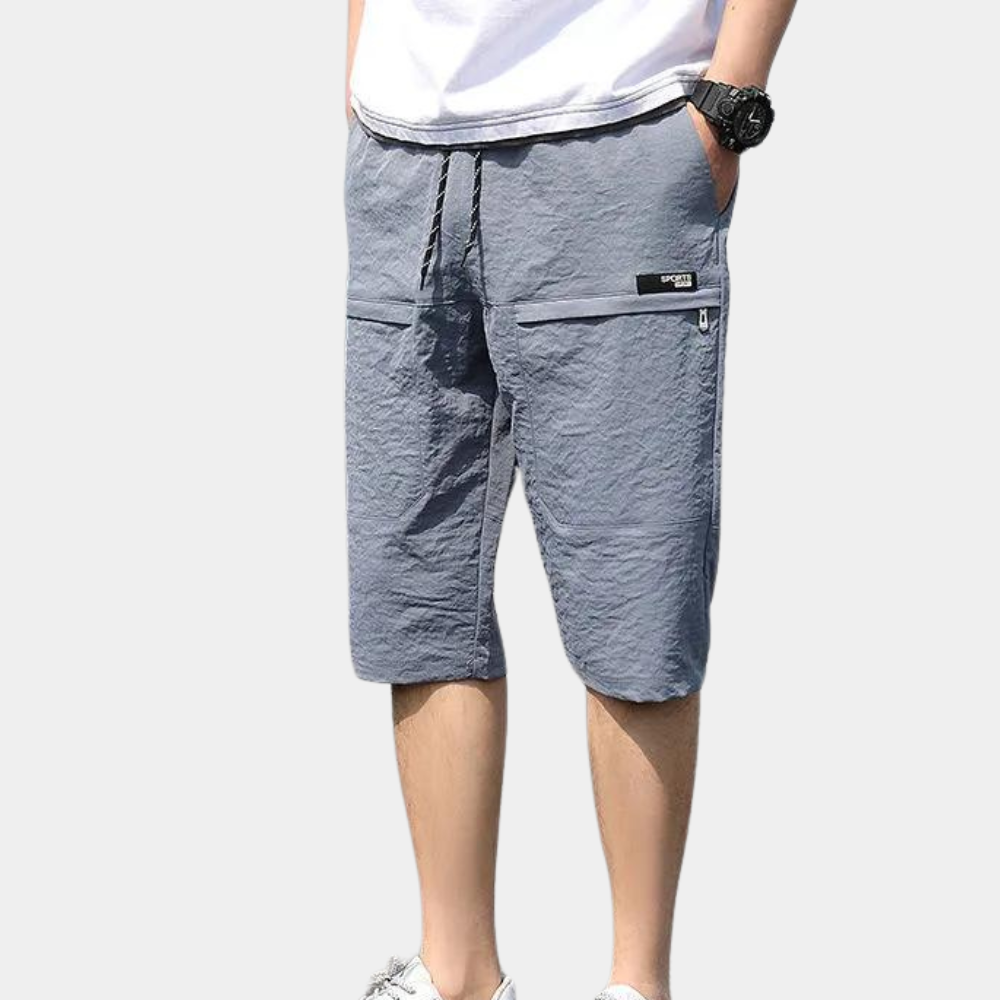 Versatile and stylish Alexander men's cargo shorts - the perfect choice for any occasion!