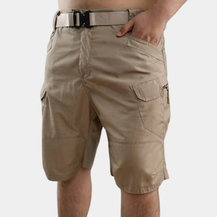 Stylish Antoni summer cargo trousers - perfect for the modern, classy man!