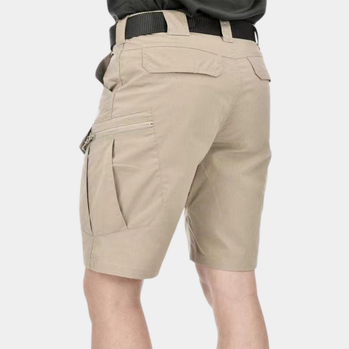 Stylish Antoni summer cargo trousers - perfect for the modern, classy man!