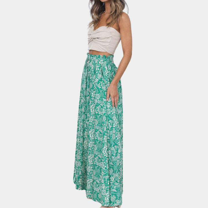 Ursula - Stylish wide-leg trousers for women that emphasise a fashionable cut