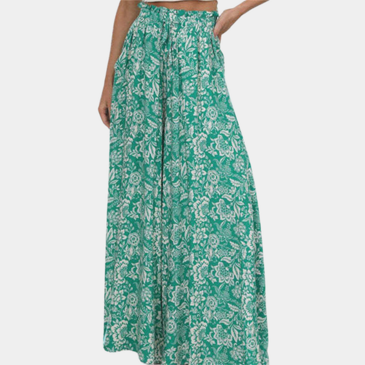 Ursula - Stylish wide-leg trousers for women that emphasise a fashionable cut