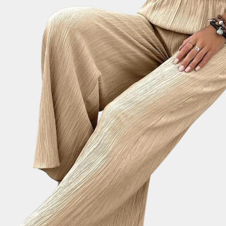 Olena - Classic elegance in women's trousers