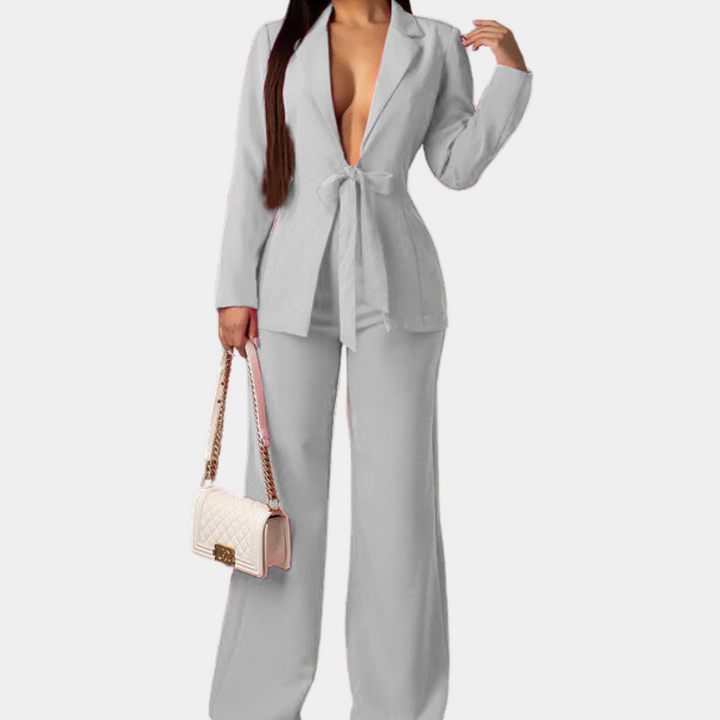 Stylish 2-piece blazer set for women: perfect elegance for any occasion